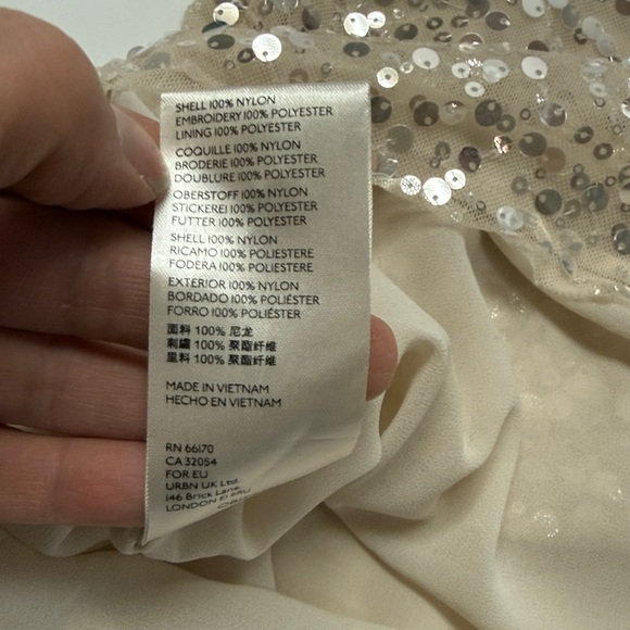 Anthropologie woman’s Sequin Beige Blouse - Picture 9 of 9